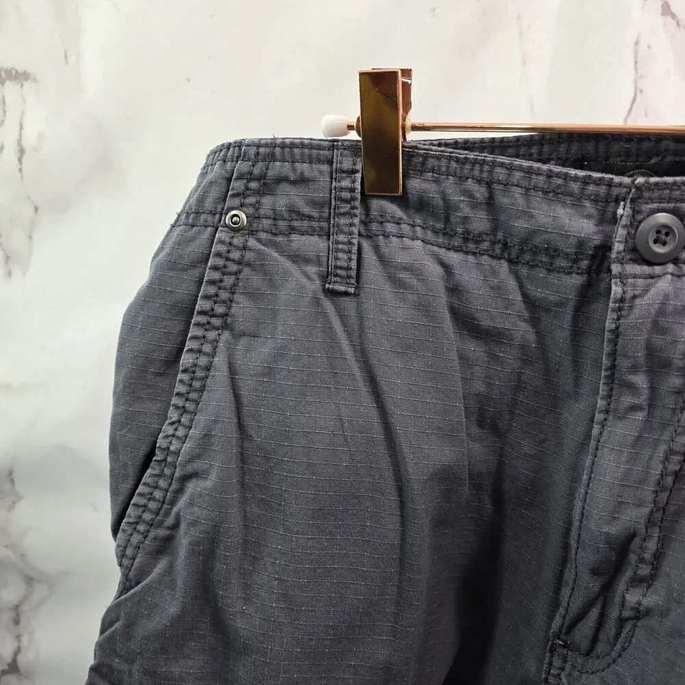 Vintage OP Shorts Mens 32 Gray Baggy Y2K Cargo Camo Ocean Pacific Hip Hop